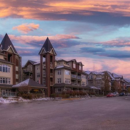Mountain View 2 Bedroom Condo - Wt Top Floor-401 Canmore Extérieur photo