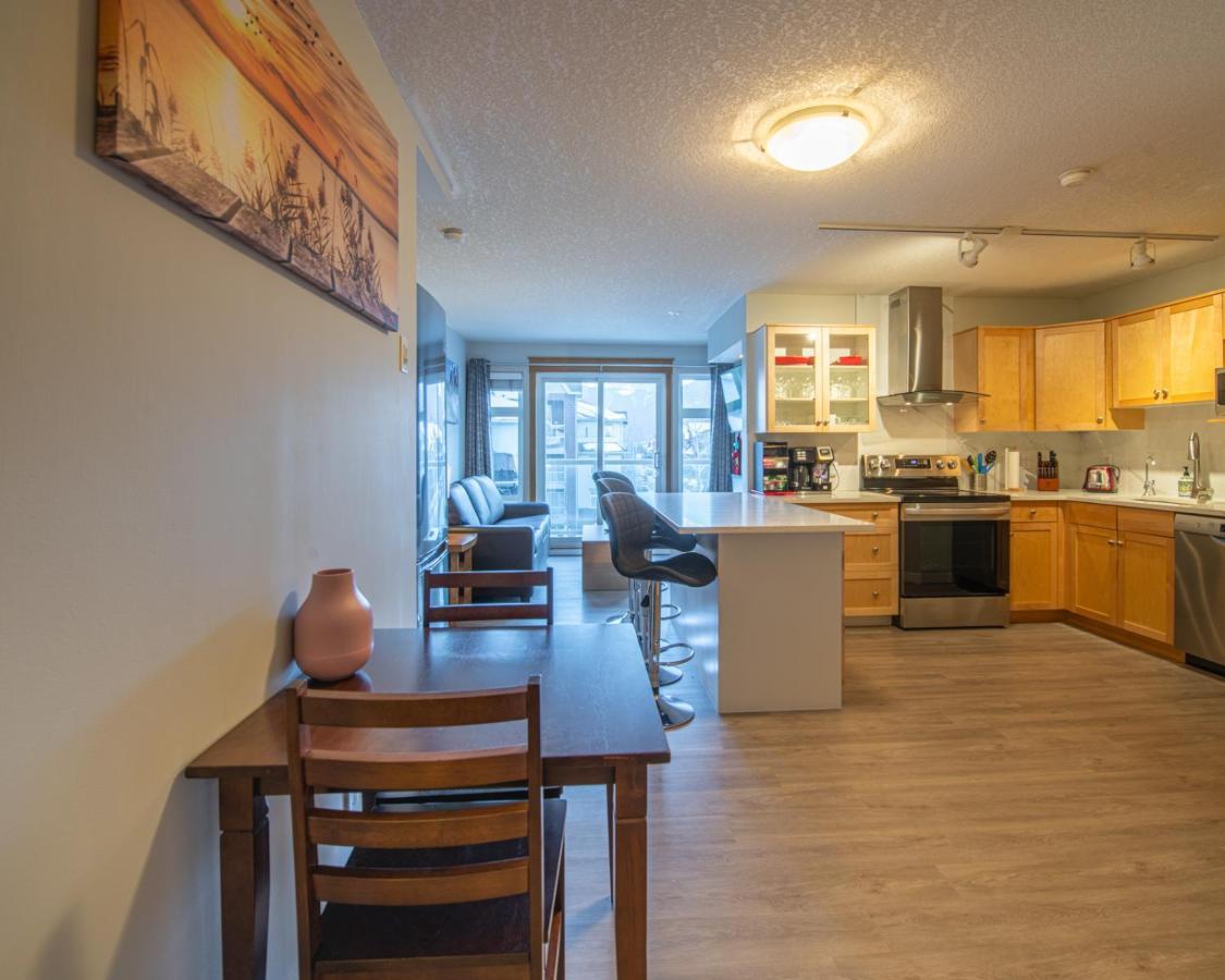 Mountain View 2 Bedroom Condo - Wt Top Floor-401 Canmore Extérieur photo